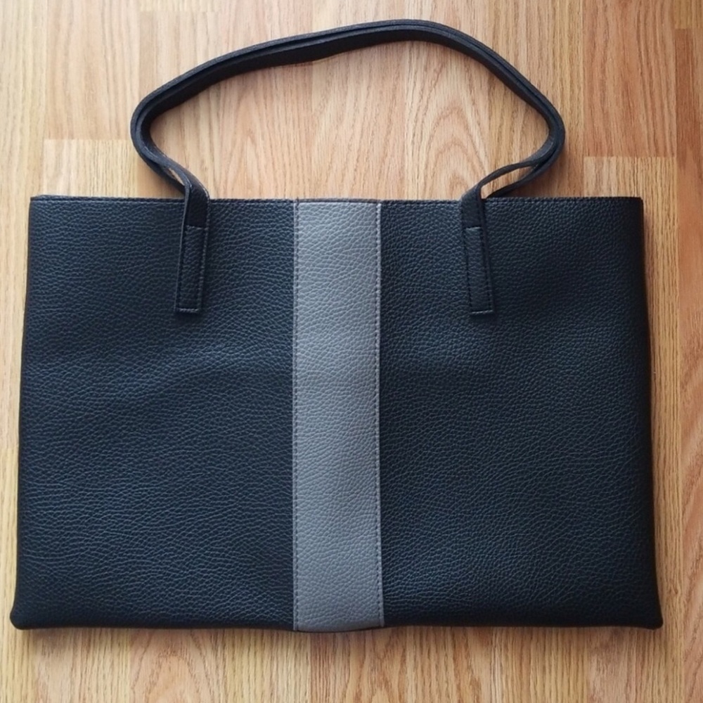 Vince Camuto Tote